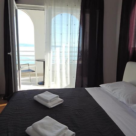 Sea Star Apartments โปดสตรานา ภายนอก รูปภาพ